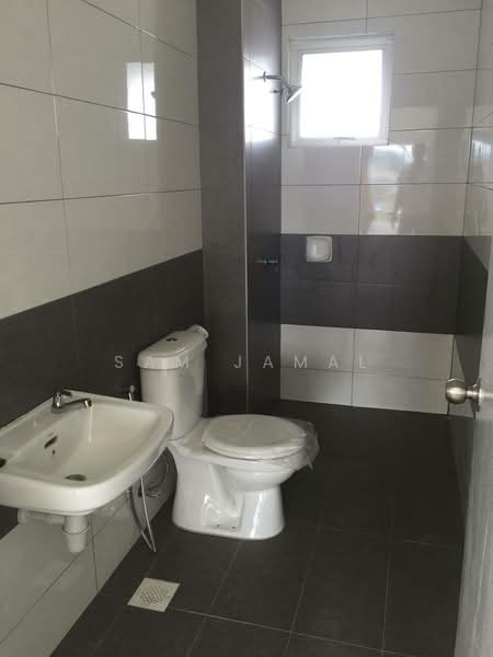 Rumah Teres 3 Tingkat untuk Dijual di Gombak (Selangor) - Sam Jamal - Bathroom - PropertyGuru.com.my