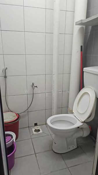 Pangsapuri untuk Dijual di Jiran Residensi - Willson Lee - Bathroom - PropertyGuru.com.my