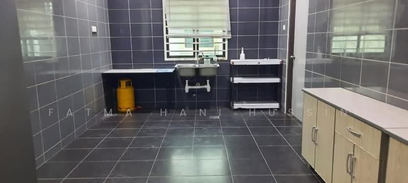 Rumah Teres untuk Dijual di Seremban (Negeri Sembilan) - Fatma Hani Hussin - Kitchen - PropertyGuru.com.my