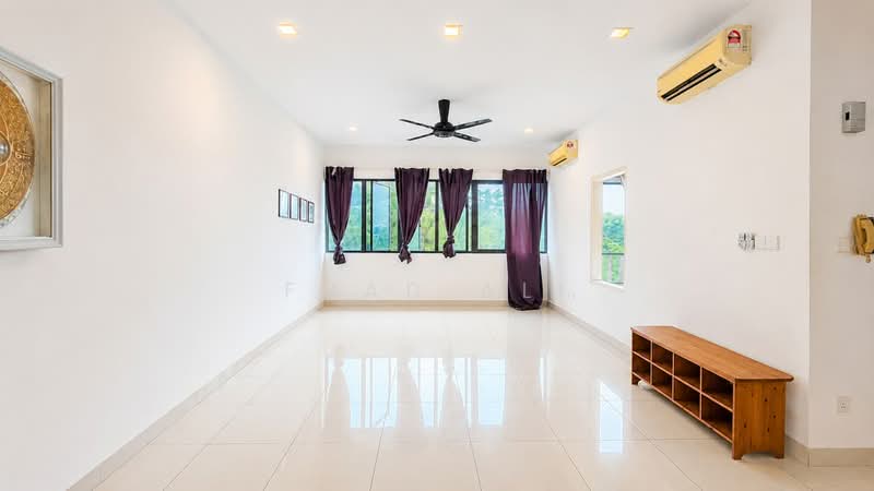 Kondominium untuk Disewa di Mirage By The Lake - Fuad Ali - Living Room - PropertyGuru.com.my