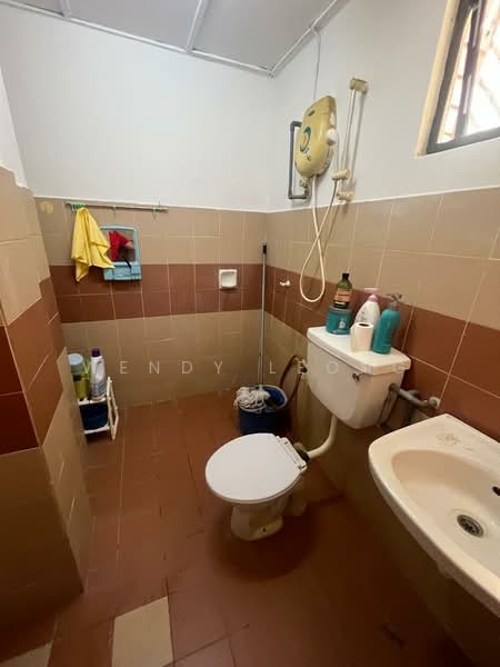 Kondominium untuk Dijual di Evergreen Park Acorn & Hazel - Wendy Leong - Bathroom - PropertyGuru.com.my