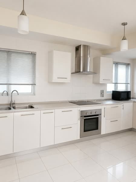 Service Residence for Sale at Kiara Designer Suites - JK Leong - Kitchen - PropertyGuru.com.my