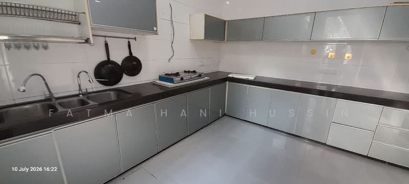 Rumah Banglo untuk Dijual di Saujana Puchong (Puchong) - Fatma Hani Hussin - Kitchen - PropertyGuru.com.my