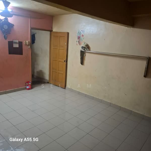 3-storey Terraced House for Sale in Taman Sri Muda (Shah Alam) - Selvam . - Interior - PropertyGuru.com.my