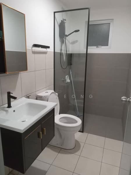 Servis Apartment untuk Disewa di Kiara Kasih - JK Leong - Bathroom - PropertyGuru.com.my