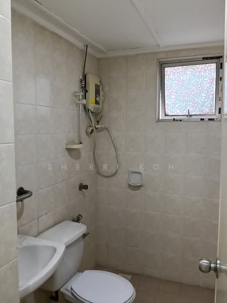 Condominium for Sale at D'aman Crimson - Sherri Koh - Bathroom - PropertyGuru.com.my