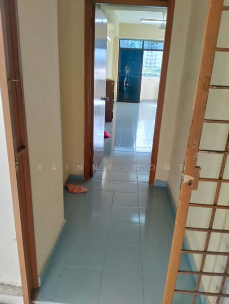 Apartment for Rent at Taman Lone Pine (Medium Low Cost) - Rainny Wong - Corridor - PropertyGuru.com.my
