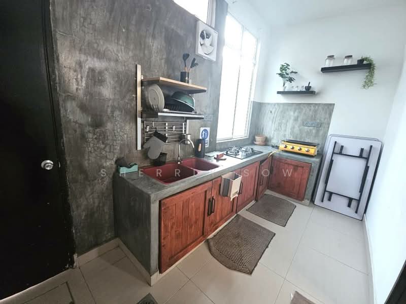 3-storey Terraced House for Sale in Taman Nusa Sentral (Iskandar Puteri (Nusajaya)) - Sherrly Sow - Kitchen - PropertyGuru.com.my