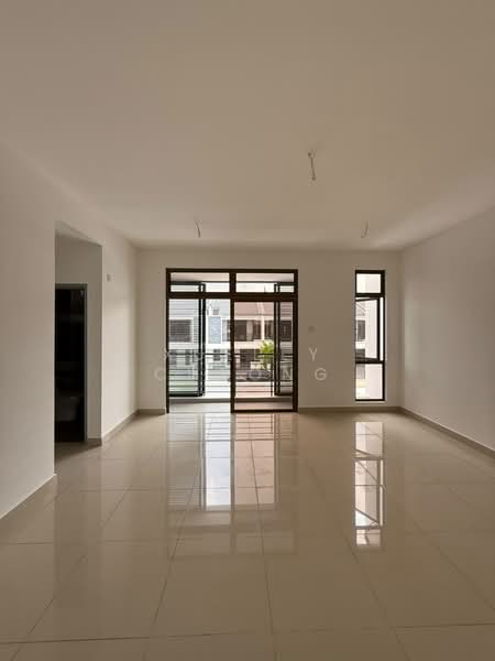 Rumah Teres 2 Tingkat untuk Disewa di Taman Mutiara Rini (Skudai) - Xuelly Cheong - Living Room - PropertyGuru.com.my