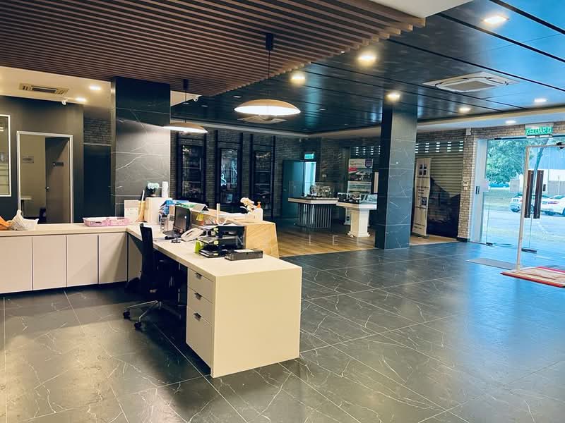 Shop for Sale in Bukit Jelutong (Shah Alam) - Minz Lee - Entrance - PropertyGuru.com.my