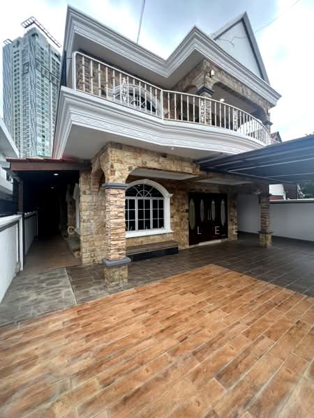 Rumah Berkembar untuk Dijual di Taman Serene (Johor Bahru) - Calvin Lee - PropertyGuru.com.my