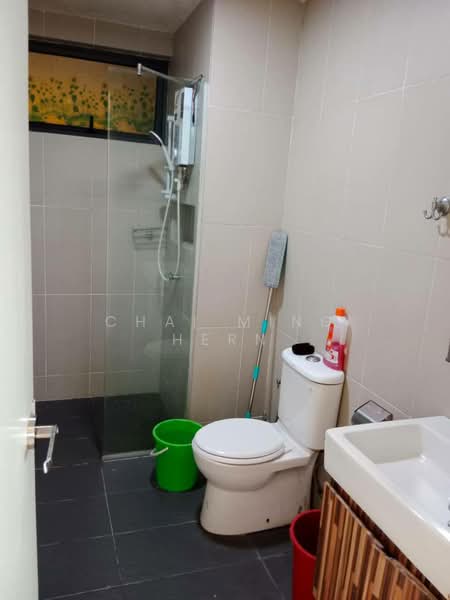 Kondominium untuk Disewa di Cristal Serin Residence - Chai Ming Hern - Bathroom - PropertyGuru.com.my