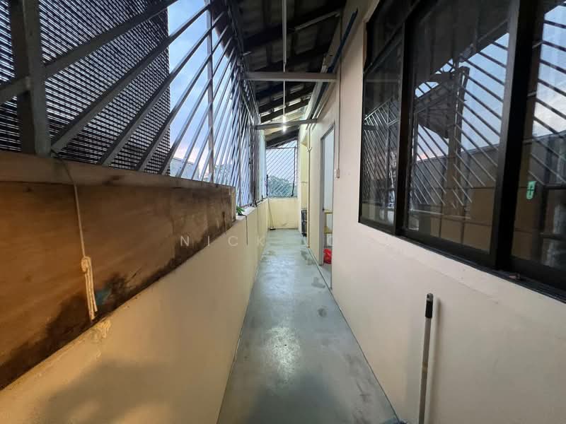 Pejabat untuk Disewa di Taman Ungku Tun Aminah (Skudai) - Nick Low - Corridor - PropertyGuru.com.my