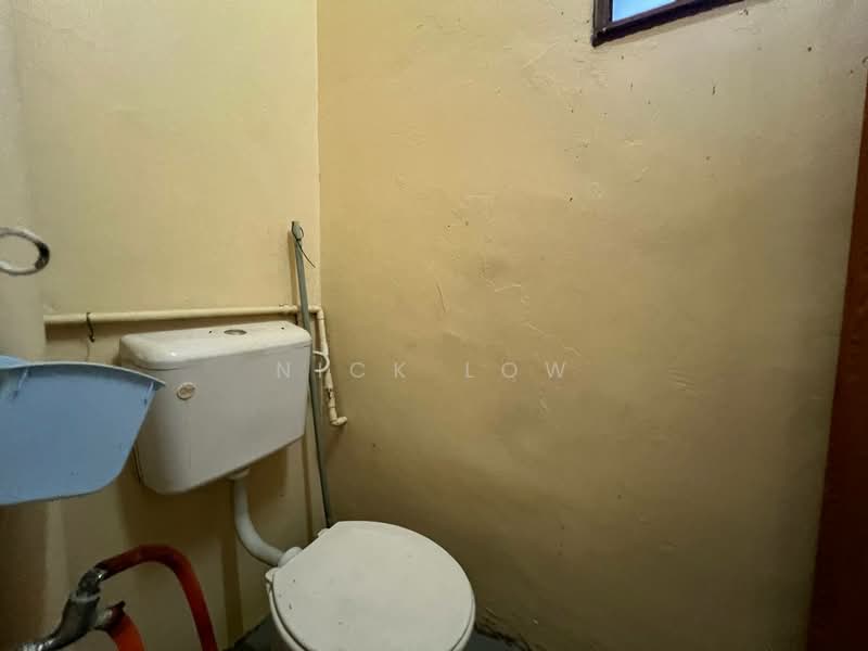 Pejabat untuk Disewa di Taman Ungku Tun Aminah (Skudai) - Nick Low - PropertyGuru.com.my