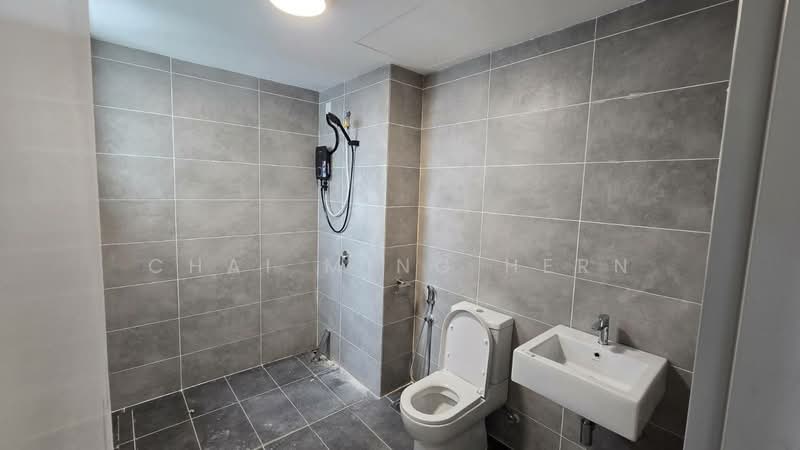 Service Residence for Rent at Serviced Residence @ The Louvre @ Country Heights - Chai Ming Hern - Bathroom - PropertyGuru.com.my