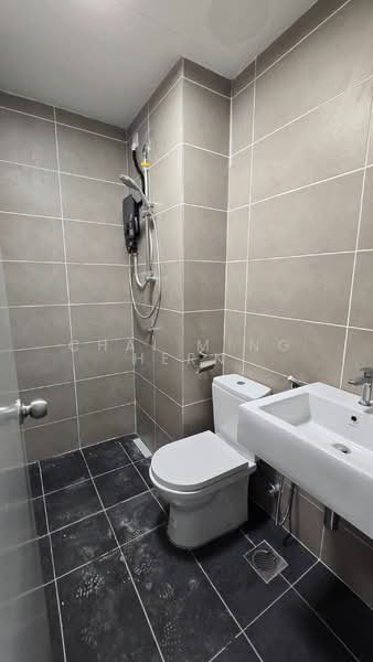 Service Residence for Rent at Serviced Residence @ The Louvre @ Country Heights - Chai Ming Hern - Bathroom - PropertyGuru.com.my