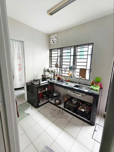 2-storey Terraced House for Sale in Taman Nusa Sentral (Iskandar Puteri (Nusajaya)) - Sherrly Sow - Kitchen - PropertyGuru.com.my