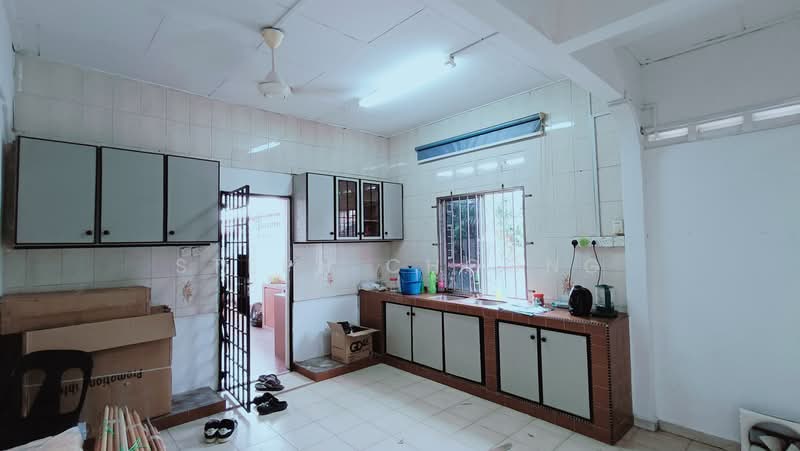 1-storey Terraced House for Rent in Taman Sri Tebrau (Johor Bahru) - Steph Choong - Kitchen - PropertyGuru.com.my
