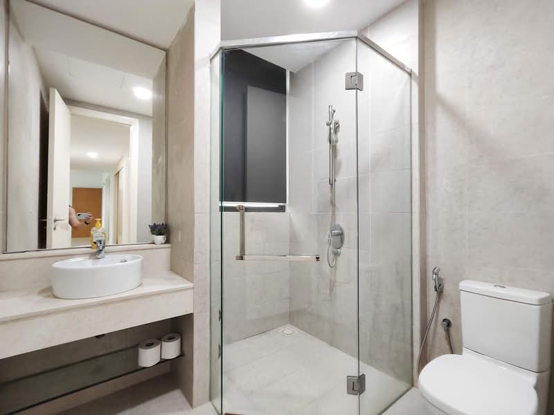 Kondominium untuk Disewa di Zehn Bukit Pantai - Ivan Yap - Bathroom - PropertyGuru.com.my