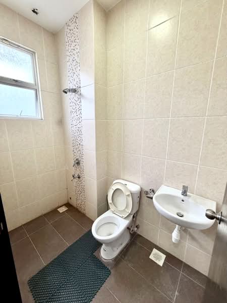 Rumah Teres 2 Tingkat untuk Dijual di Taman Molek (Johor Bahru) - Calvin Lee - PropertyGuru.com.my