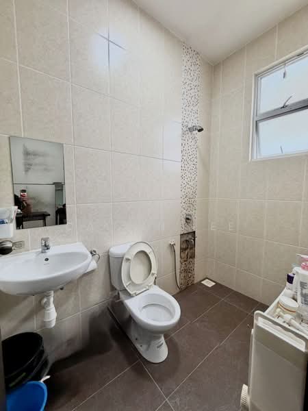 Rumah Teres 2 Tingkat untuk Dijual di Taman Molek (Johor Bahru) - Calvin Lee - PropertyGuru.com.my