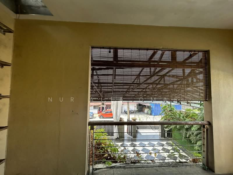 Bungalow House untuk Dijual di KL City Centre (Kuala Lumpur) - Nur Alia Omar - Balcony - PropertyGuru.com.my