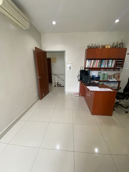2-storey Terraced House for Sale in Taman Ponderosa (Johor Bahru) - Fion Lim - Study - PropertyGuru.com.my