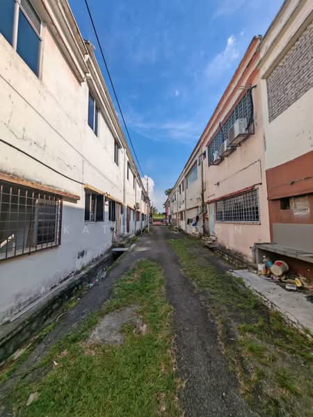 Shop / Office for Sale in Taman Tasik Semenyih (Semenyih) - Katty Soon - PropertyGuru.com.my