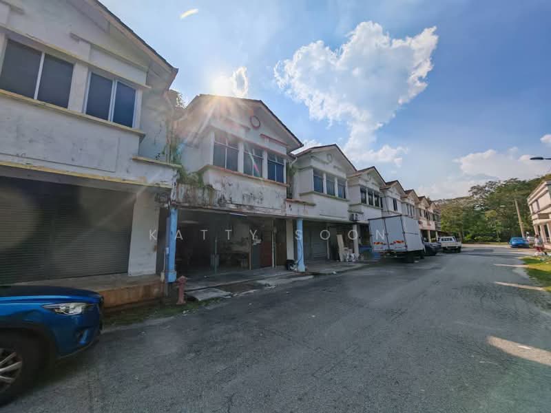 Shop / Office for Sale in Taman Tasik Semenyih (Semenyih) - Katty Soon - PropertyGuru.com.my