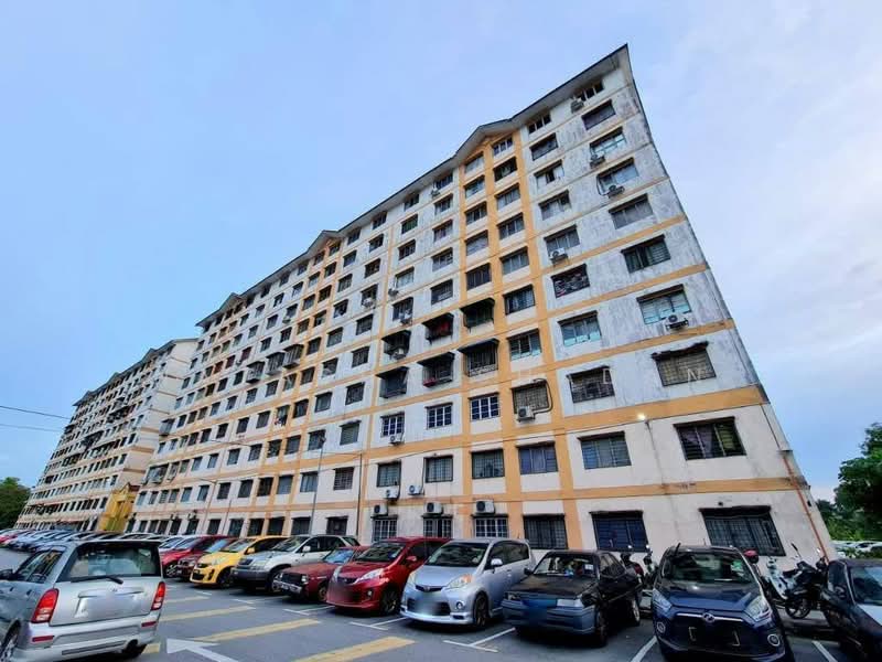 Pangsapuri untuk Dijual di Pangsapuri Sri Tanjung - Natasha Shadan - Exterior - PropertyGuru.com.my