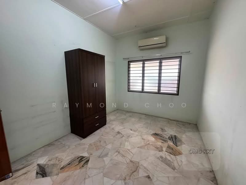 Rumah Teres 1 Tingkat untuk Dijual di Taman Klang Utama (Kapar) - Raymond Choo - Bedroom - PropertyGuru.com.my