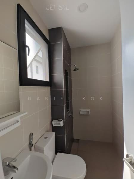 Semi-Detached House for Sale in Setia Utama (Setia Alam) - Daniel Kok - Bathroom - PropertyGuru.com.my