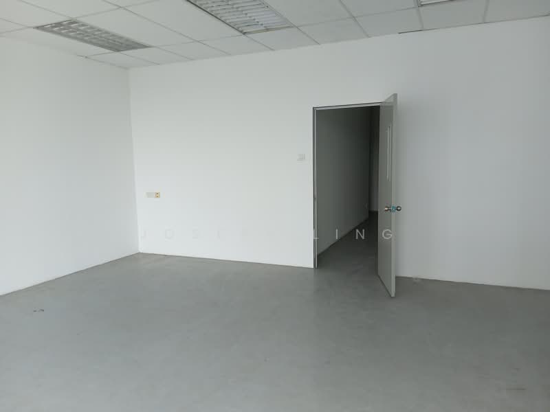 Kedai / Pejabat untuk Disewa di Bandar Saujana Putra (Tanjong Duabelas) - Joseph Ling - Interior - PropertyGuru.com.my