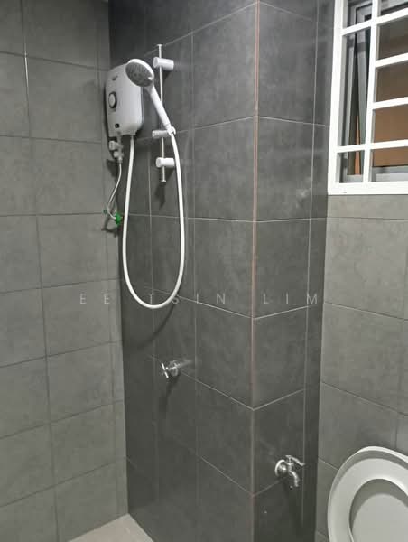 Condominium for Rent at Residensi Sateria - Ee Tsin Lim - Bathroom - PropertyGuru.com.my