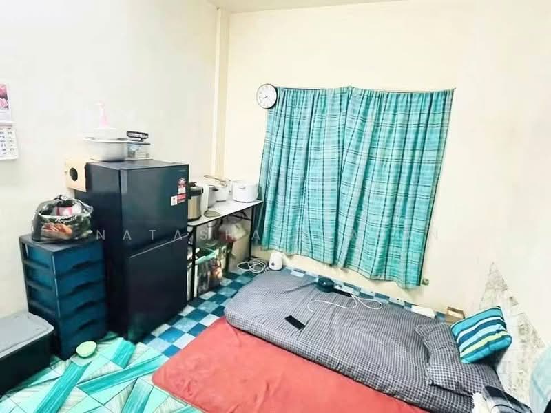 Apartment for Sale at Pangsapuri Arista - Natasha Shadan - Bedroom - PropertyGuru.com.my