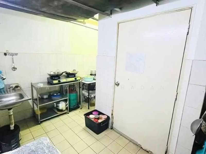 Apartment for Sale at Pangsapuri Arista - Natasha Shadan - Kitchen - PropertyGuru.com.my
