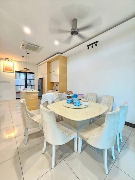 Semi-Detached House for Sale in Taman Molek (Johor Bahru) - Eve Hui - PropertyGuru.com.my