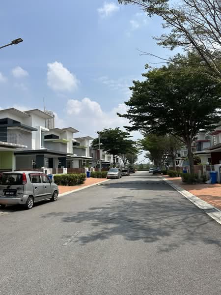 Banglo Pautan untuk Dijual di Setia Alam (Selangor) - Bee Har Chew - PropertyGuru.com.my