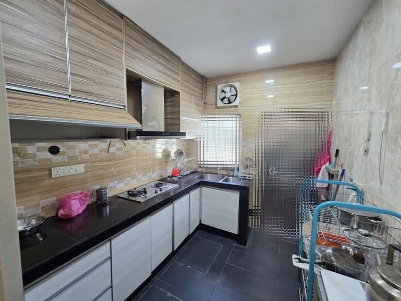 Rumah Teres 2 Tingkat untuk Dijual di Kepong Baru (Kepong) - Valerie Ng - Kitchen - PropertyGuru.com.my