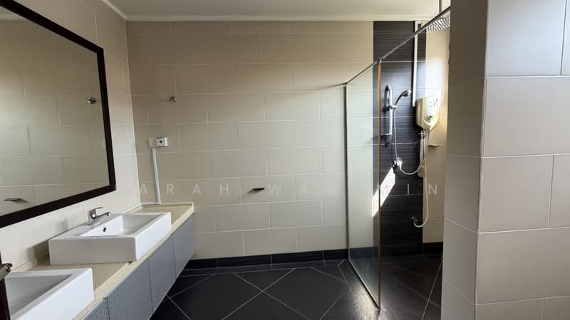 Bungalow for Sale in Damansara Heights (Damansara Heights) - Farah Wagimin - Bathroom - PropertyGuru.com.my