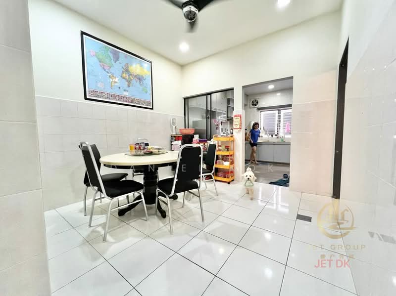 2-storey Terraced House for Sale in Bandar Puteri Klang (Klang) - Daniel Kok - Dining Room - PropertyGuru.com.my