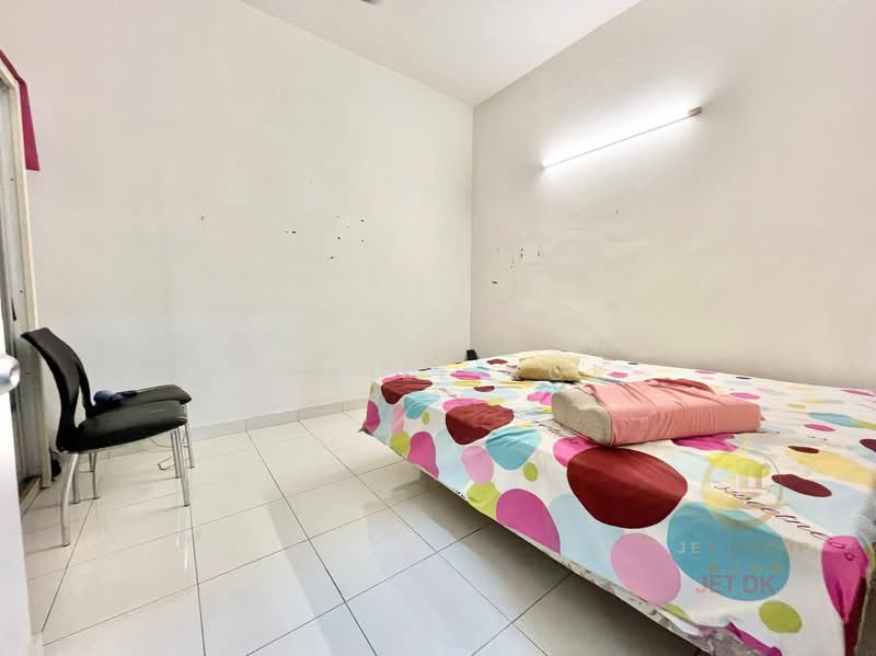 2-storey Terraced House for Sale in Bandar Puteri Klang (Klang) - Daniel Kok - Bedroom - PropertyGuru.com.my