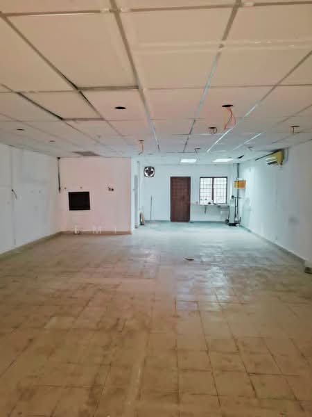 Kedai / Pejabat untuk Disewa di Seksyen 13 (Shah Alam) - Emily Kho - Interior - PropertyGuru.com.my