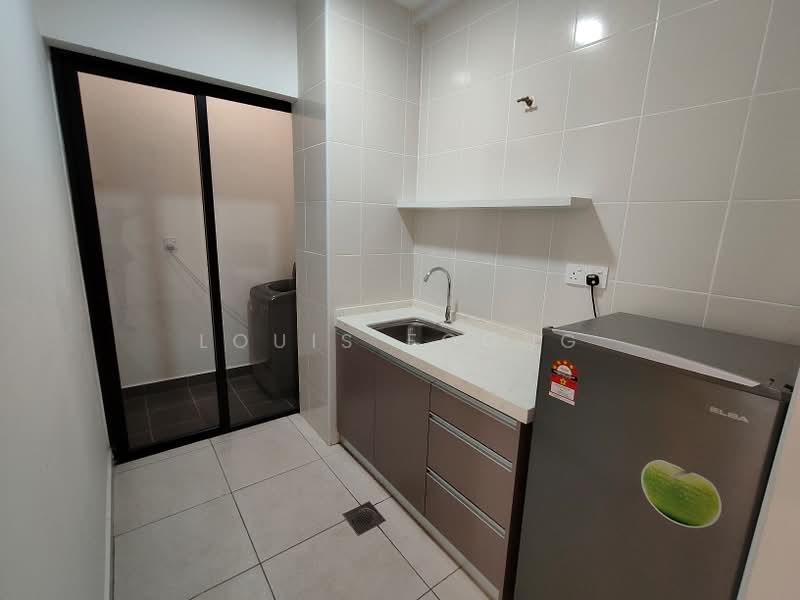 Servis Apartment untuk Disewa di M Suite @ Desa Park North - Louis Foong - Kitchen - PropertyGuru.com.my