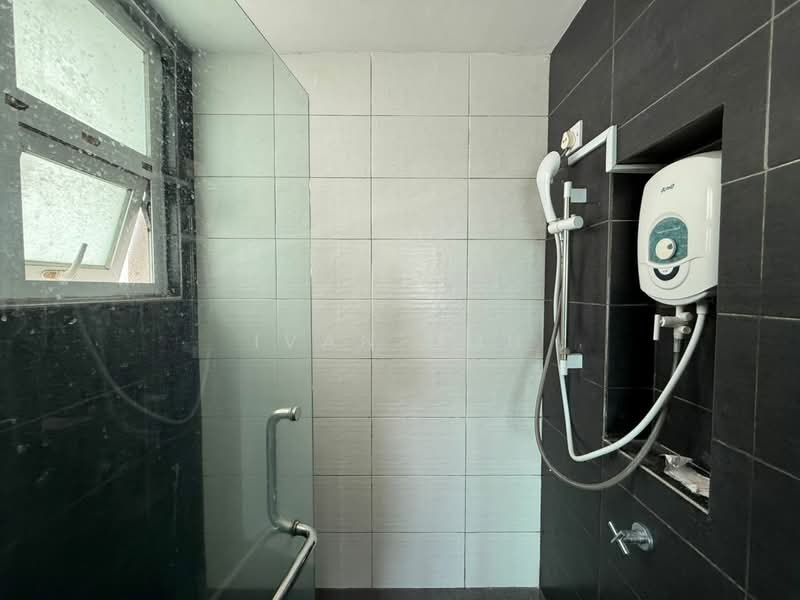 Service Residence for Rent at Saville @ Melawati - Ivan Hoh - Bathroom - PropertyGuru.com.my