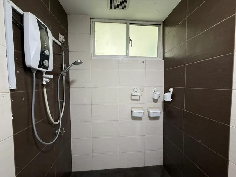 Service Residence for Rent at Saville @ Melawati - Ivan Hoh - Bathroom - PropertyGuru.com.my