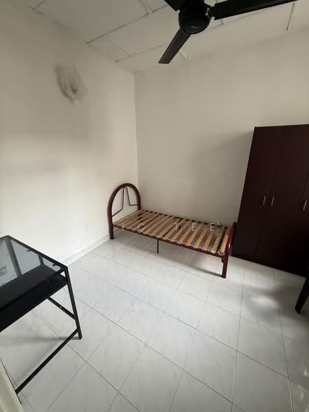 Rumah Teres 2 Tingkat untuk Disewa di Bandar Baru Permas Jaya (Permas Jaya) - Eric Tee - Bedroom - PropertyGuru.com.my