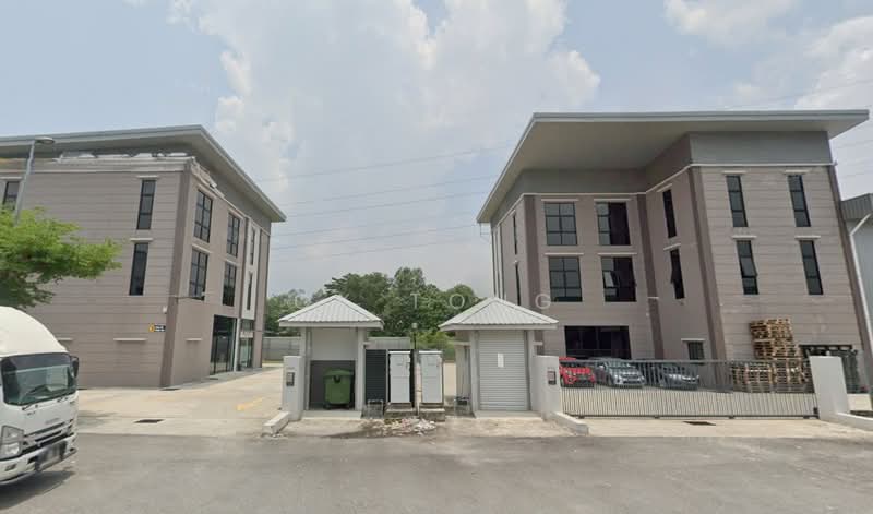 Semi-D Factory for Rent in Taman Perindustrian Alfa Impian (Balakong) - CK Tong - Exterior - PropertyGuru.com.my