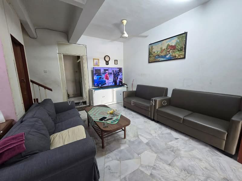2-storey Terraced House for Sale in Taman Sri Bintang (Kepong) - Valerie Ng - Living Room - PropertyGuru.com.my