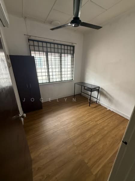 Rumah Teres 2-Tingkat untuk Disewa di Bandar Baru Permas Jaya (Permas Jaya) - Jocelyn Law - Bedroom - PropertyGuru.com.my
